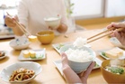 Didakwa berkait upacara sembah maharaja, apa hukum makan guna ‘chopstick’?