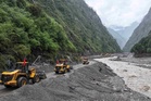 Nepal tolak bantuan asing, minta salurkan dana
