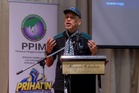 Pak cik 70 tahun terkejut 18 talian didaftarkan atas namanya – PPIM