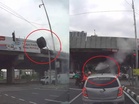 [VIDEO] Tayar lori tercabut, melayang hempap kereta