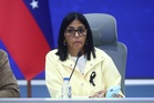 Kakitangan awam Venezuela kerja selang sehari