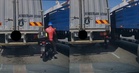 Penunggang gigih mencelah antara lori dikecam