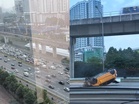 Kereta terbalik, Lebuh Raya Persekutuan sesak sejam