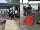 Buaya lepas mayat ibu lepas dikepung penduduk