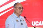 MSN sedia iring Azizul ke LA