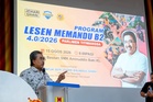 400 anak Titiwangsa dapat lesen motosikal percuma – Johari