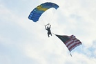 Jalur Gemilang gergasi ‘gegar’ langit Kuantan