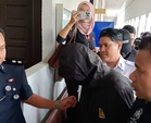 [VIDEO] Pemandu lori imigresen tiba di mahkamah bagi pendakwaan
