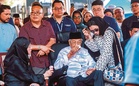 Penat 40 jam berbaloi dapat menjaga Tun Mahathir
