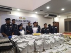 Sorok bunga ganja bersama pes cili, lampin pakai buang