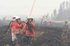 Geng ibu turun padam kebakaran hutan