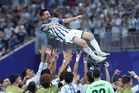Messi akhirnya tinggalkan Argentina