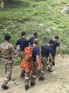 Bomba usung pendaki cedera hampir dua jam