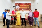 Saravanan guna peruntukan sendiri pasang 200 lampu solar di Tapah