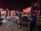 Empat maut, kereta langgar lori tepi jalan
