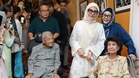 Umie Aida kumpul seniman tanah air santuni Tun Mahathir