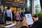 Tebal poket penjawat awam hari ini