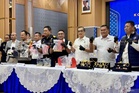 Lebih 25 kilogram emas haram dirampas