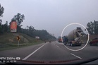 Lelaki maut digilis lori simen mengundur di lebuh raya