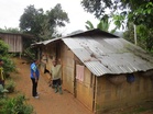 Rumah reka bentuk lama Orang Asli makin uzur