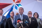 Gaji graduan bakal diselaraskan – Zambry