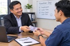Gaji naik, rakyat lega atau risau?
