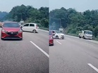 [VIDEO] Viva berpusing atas lebuh raya, tiba-tiba datang ‘towing’ dari belakang