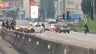 Nissan Almera terbabas di Lebuh Raya Persekutuan