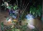 Banjir: Pesara KKM maut, Myvi dihanyut arus deras