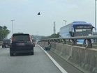 ‘Ingatkan sesak sebab F1, rupanya wanita duduk atas flyover’
