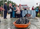 Penantian berakhir pilu, jasad warga emas ditemukan dalam sungai