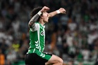 Bellerin stuns Real Madrid late to hand Barcelona huge title boost