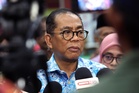 Defence minister defends high‑achieving SPM student, calls for end to online criticism