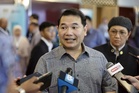 Rafizi returns to MACC, hands in 28 pages of evidence to MACC in RM1.1b government contract probe