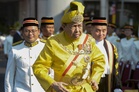 Selangor Sultan does not consent to Friday prayers at shopping malls