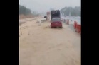 Flash floods hit parts of Puncak Alam after hour-long downpour (VIDEO)