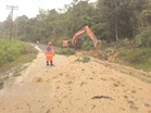 Ranau and Kundasang roads buried in mud after heavy rain, authorities warn of more landslides