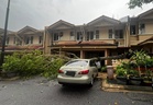 Fallen trees hit six vehicles in Selangor, no casualties reported