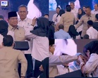 Peserta Berebut Naik Pentas Selepas Prabowo Minta 10 Wakil Tampil Tunjuk Contoh Potongan Ayam