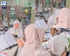 Tangan Menggigil, Air Mata Gugur Saat Tamatkan 30 Juzuk Al-Quran, Detik Hafizah Ini Undang Sebak Ramai