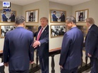 Trump Bergurau Depan Potret Sendiri Ketika Bawa Xi Jinping Lawat White House