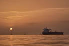 Iran closes Strait of Hormuz again