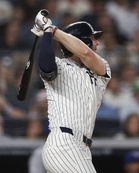 Yankees hold off Blue Jays in 90-degree heat
