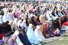 Thousands join Eid al-Adha in Manila