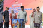 Anwar confirms continuation of RM100 book voucher scheme for students