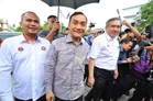 Selepas berbalas kenyataan di media sosial, Onn Hafiz dan Anthony Loke bersemuka