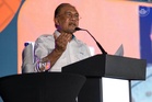 Anwar umum RM2 bilion selesai hutang, rumah generasi baharu Felda