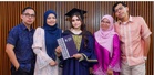 Pernah buat dua kerja, kini Nurul Fatihah raih Ijazah kelas pertama hasil tajaan penuh ibu mentua—'Rezeki dapat mama baik!'