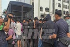 14 pelajar, dua wanita didakwa bergaduh depan sekolah