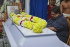 Mayat mendiang San Markan disempurnakan di pusat krematorium Batu Lanchang